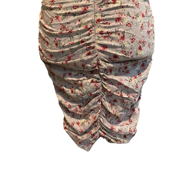 ASTR Shirred Flutter Floral Feminine Summer Party Ruched Mini Dress Size Small - Picture 4 of 11